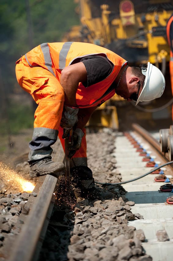travail du rail pour SNCF réseau